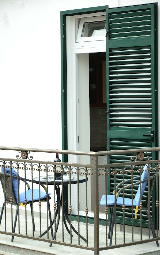 Фото Kuzma Rooms and Apartments