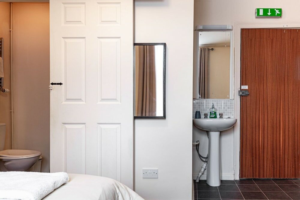 Фото City Centre Guest House - Gloucester Park