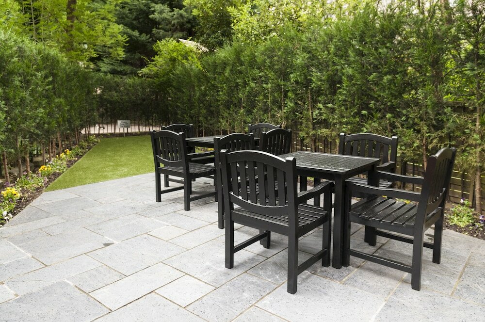 Фото West End Hotel