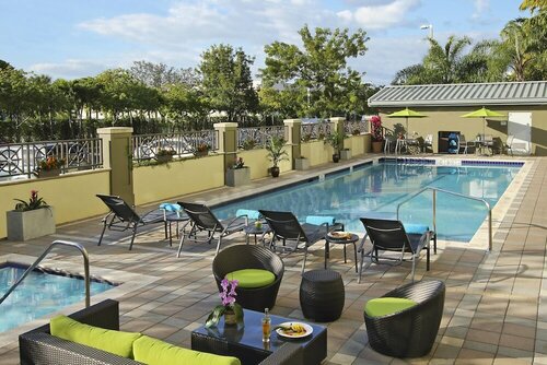 Гостиница Fairfield Inn & Suites Fort Lauderdale Airport-Cruise Port в Дания Бич