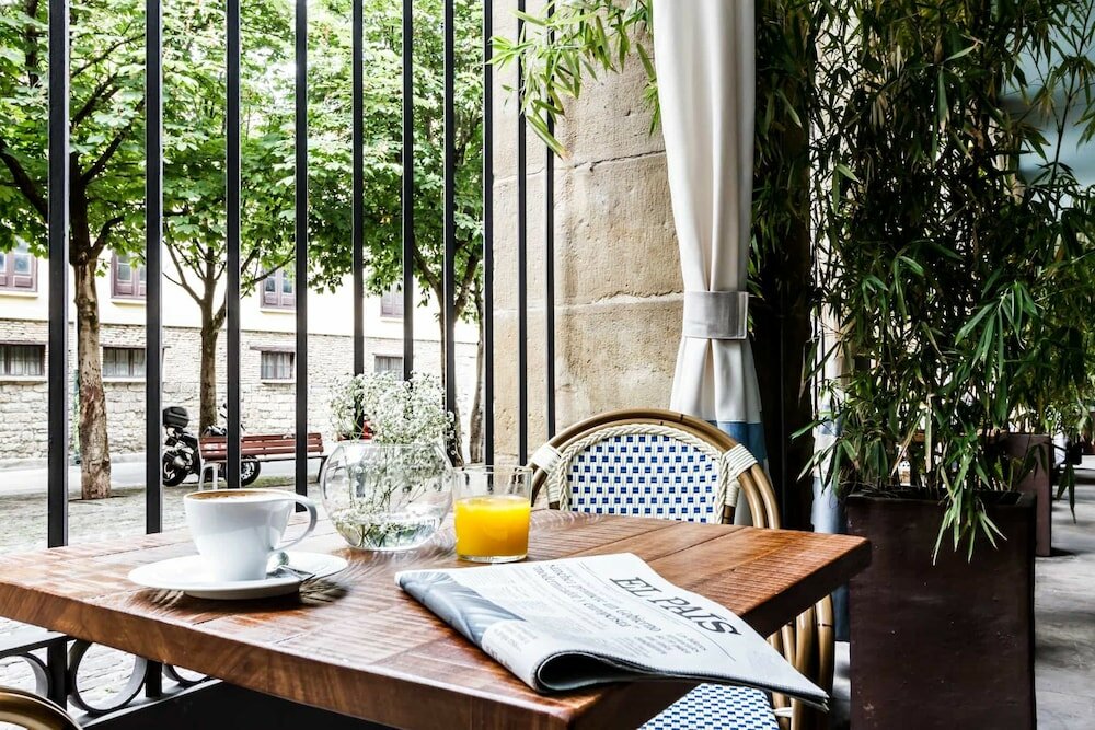 Фото Pamplona Catedral Hotel