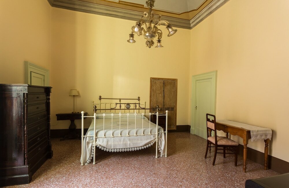 Фото Palazzo Leuzzi B&b