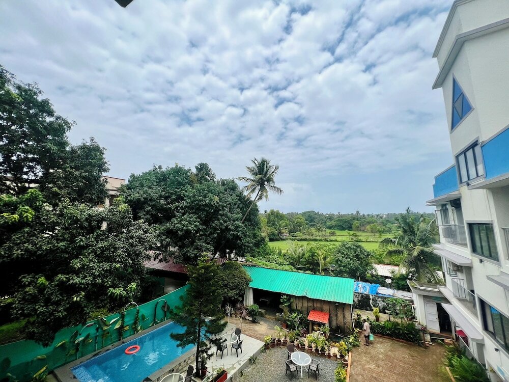 Фото Aastha Escape Resort