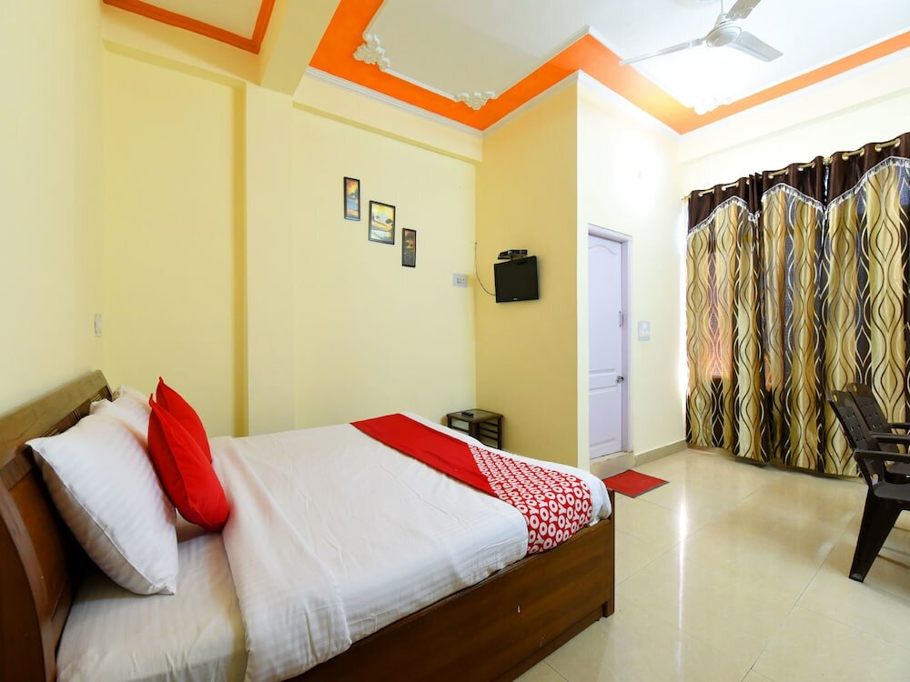 Фото Oyo 12826 Hotel Himgiri