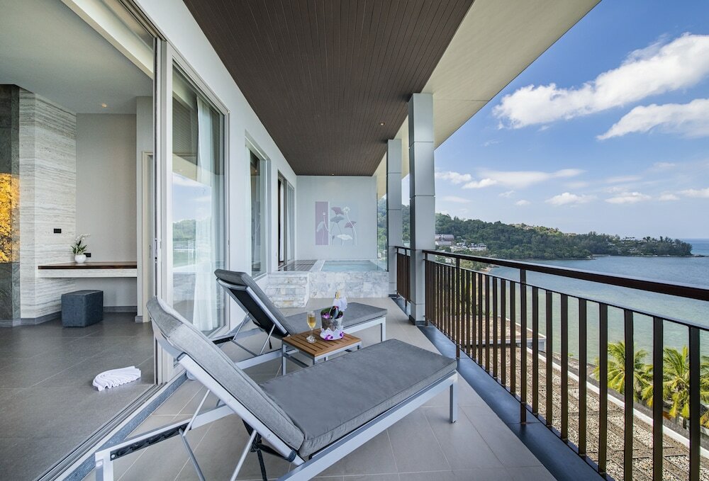 Фото Cape Sienna Gourmet Hotel & Villas