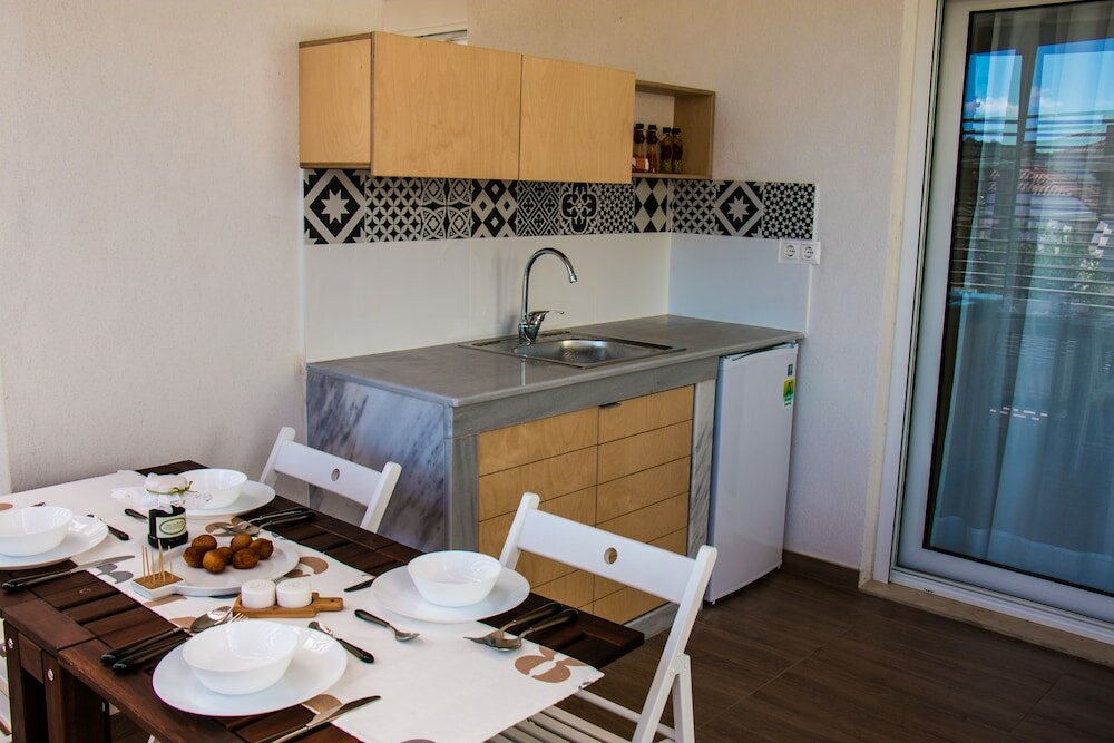 Фото Aristotelia Gi