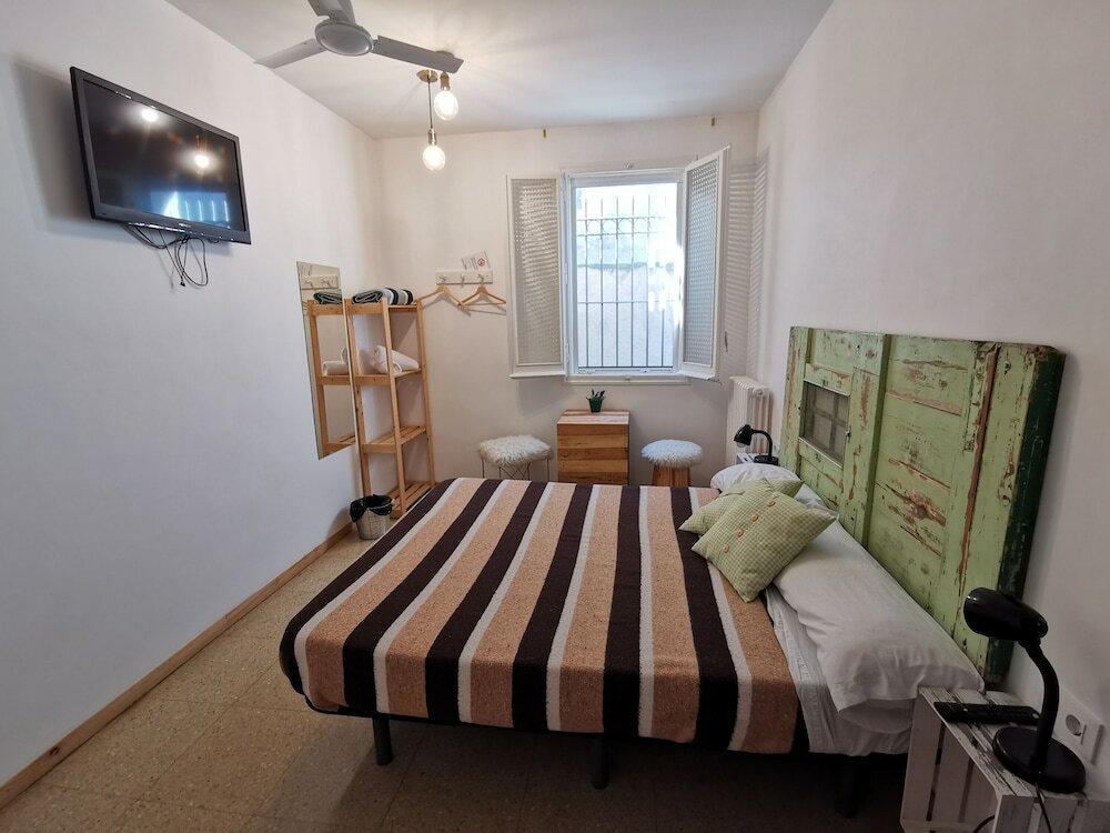 Фото Mucha Masia Hostel Rural-Urbà