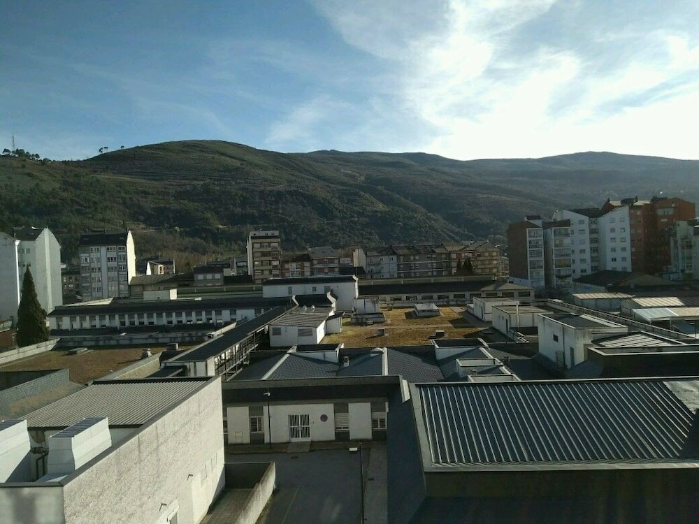 Фото Hostal Mayo