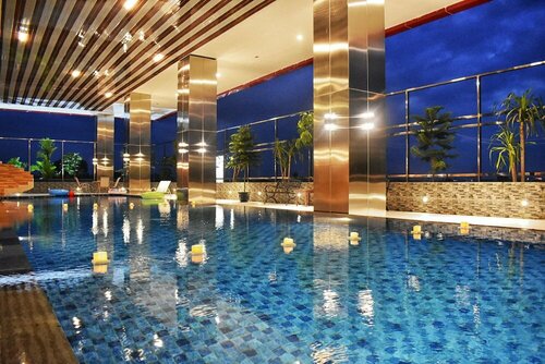 Гостиница Grand Metro Hotel Tasikmalaya в Тасикмалая