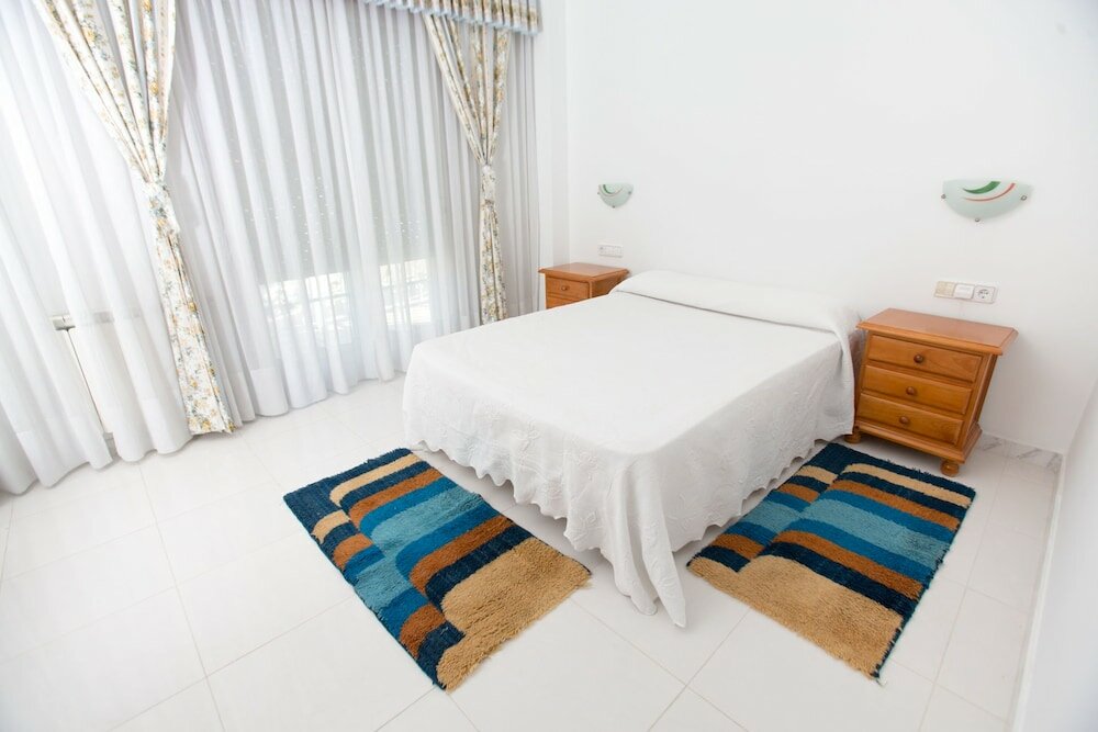 Фото Pensión Casa Rodiño