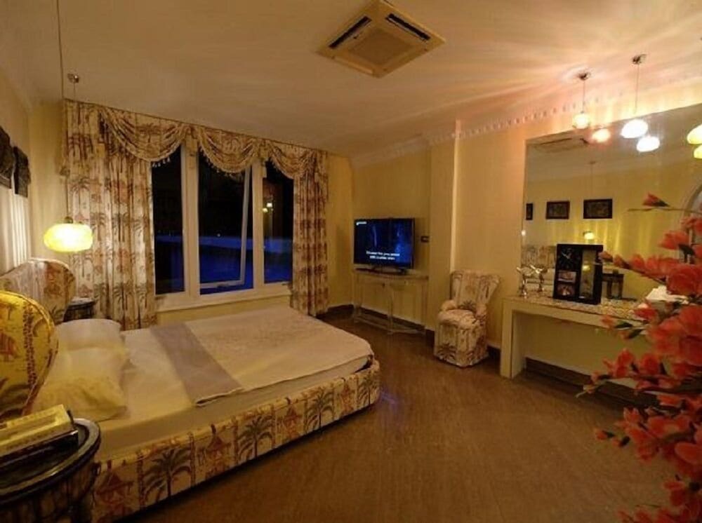 Фото Uno In Quality Business Hotel