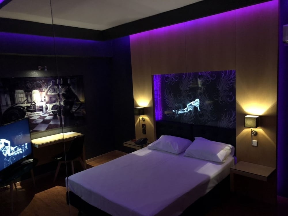 Фото Olympic Hotel – Adults Only