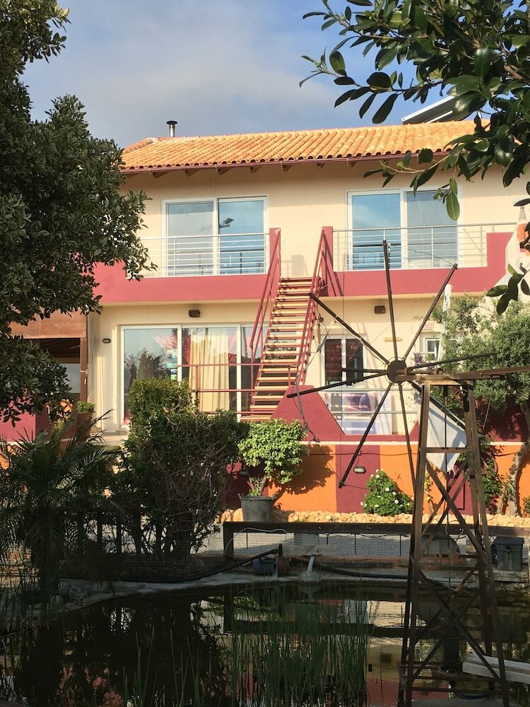 Фото Arion Stables & Apartments