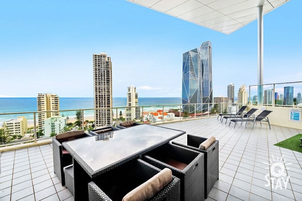 Фото Wings - Q Stay