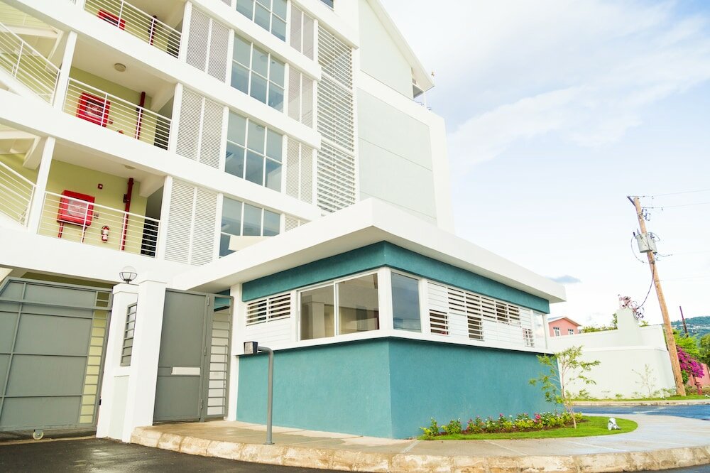 Фото The Brompton Executive Guest Apartment