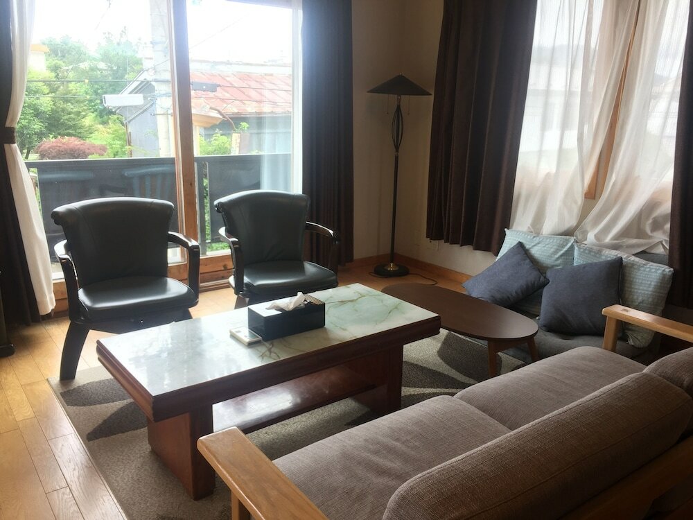 Фото Fujinoya Ryokan