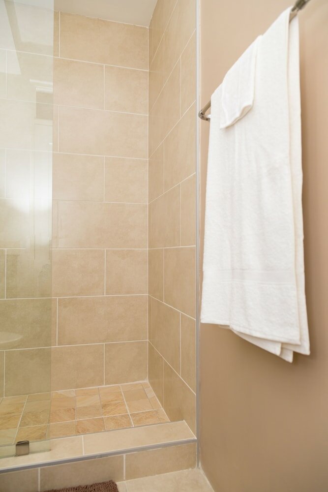 Фото The Brompton Executive Guest Apartment