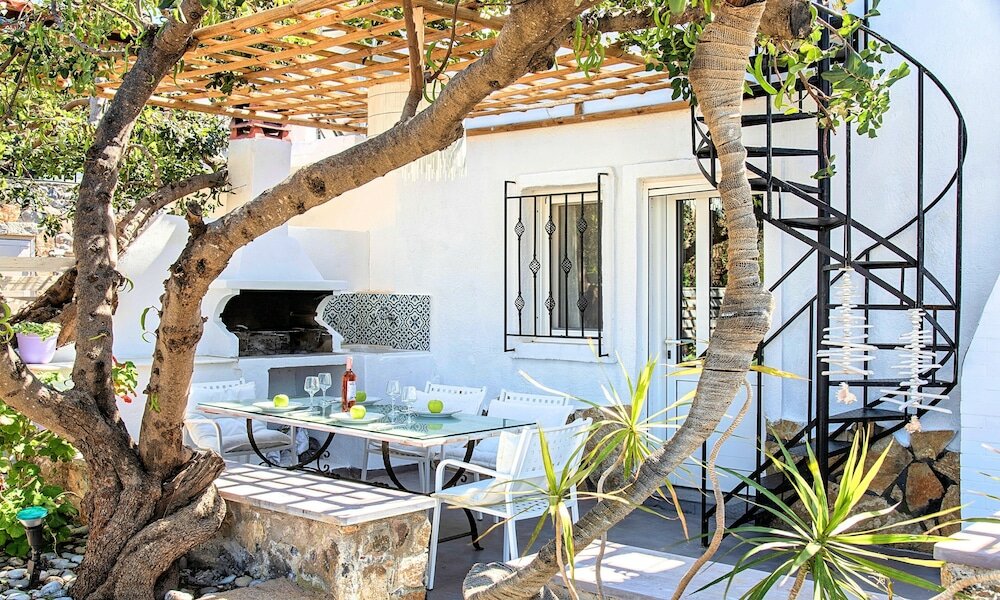 Фото Вилла Cretan Lodge Heated Pool