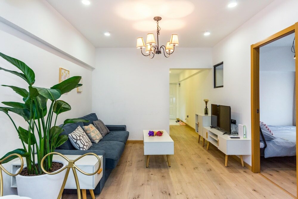 Фото Henry's Apartment South Maoming Road