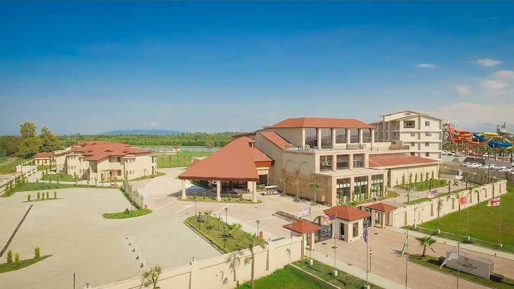 Фото Pratap's Signature Hotel-Resort&Spa