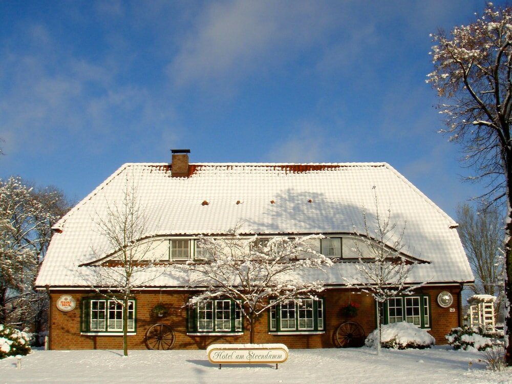 Фото Hotel Landgasthaus Am Steendamm