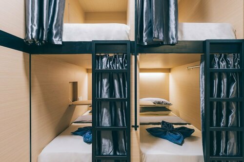 Хостел Wanderloft Capsule Hostel в Сингапуре