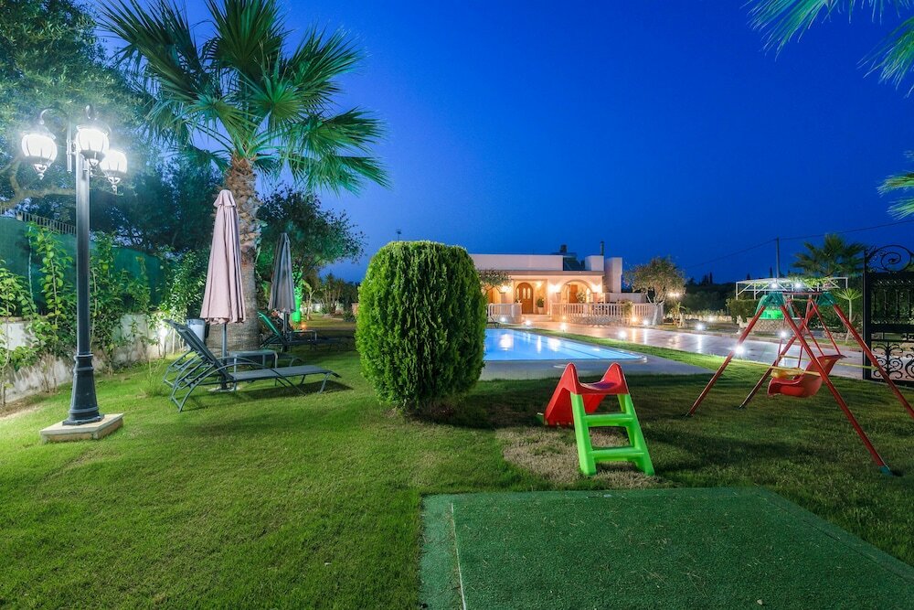 Фото Fontana Holiday Home