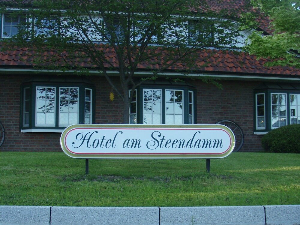Фото Hotel Landgasthaus Am Steendamm