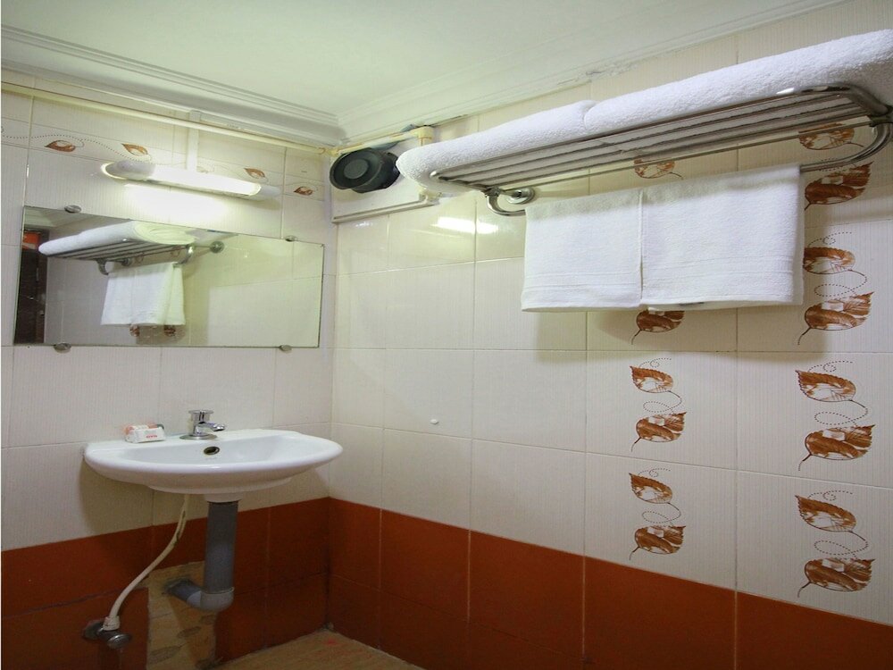 Фото Oyo 12941 Hotel Forest Transit