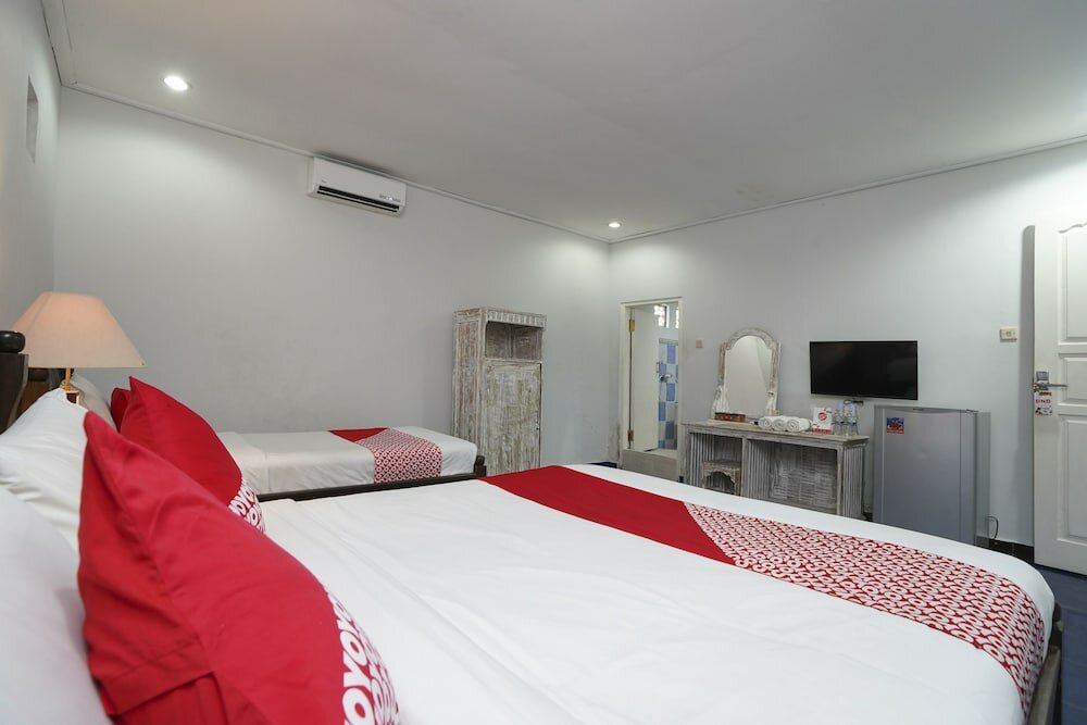 Фото Oyo 1934 Sedana Inn