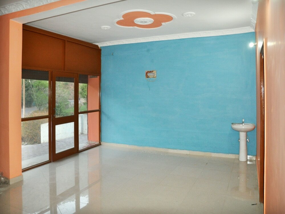 Фото Oyo 13319 Home Valley View Dharampur