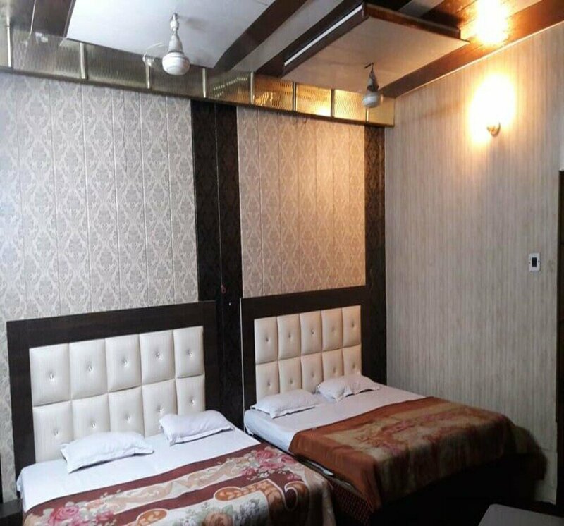 Гостиница Hotel Shehnaz