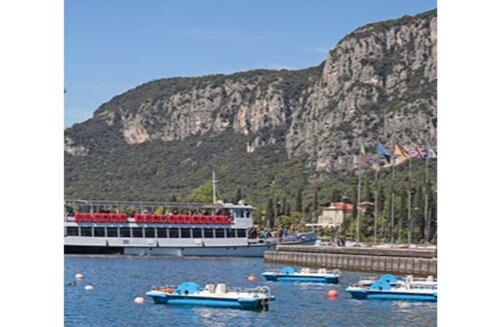 Гостиница Albergo Ristorante Giardinetto в Гарде