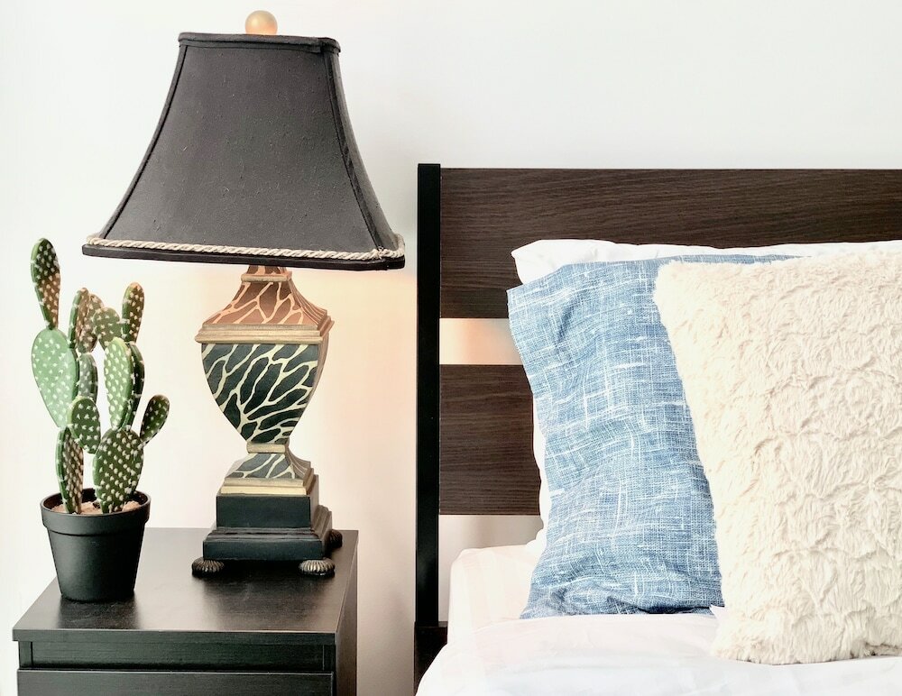 Фото Exquisite 55th Floor 2 Bed 2 Bath Parking