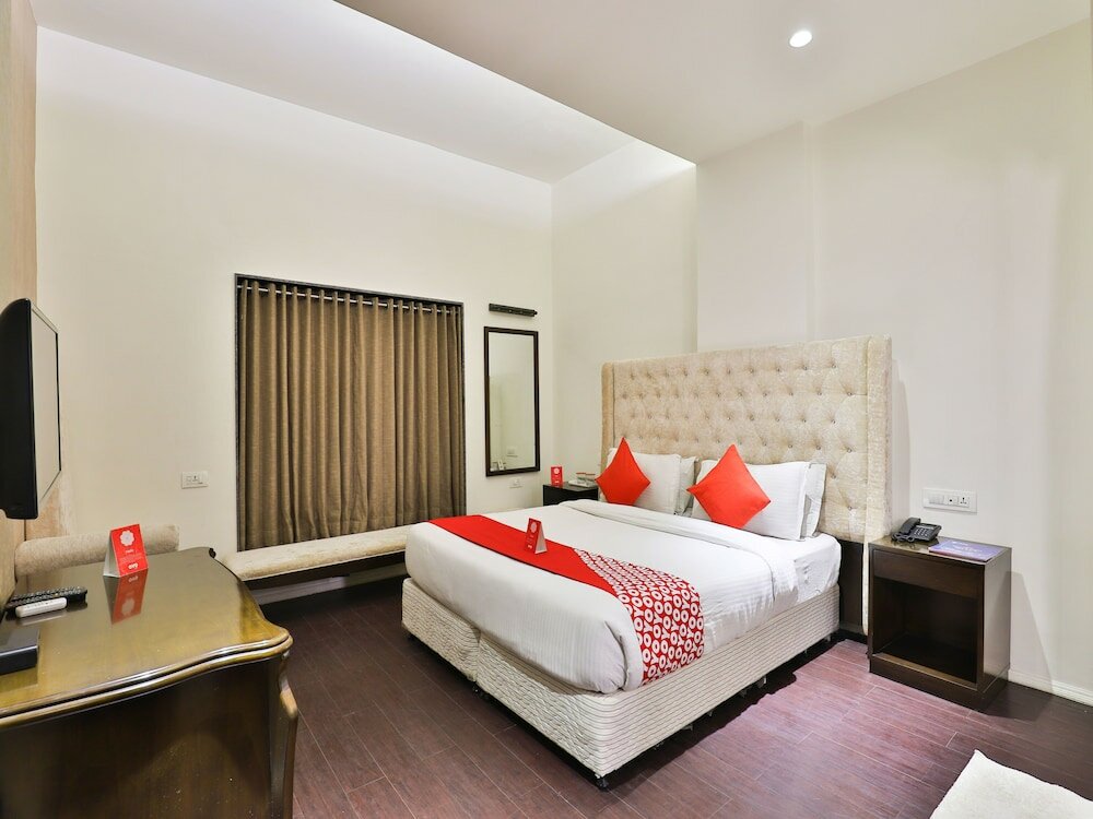 Фото Oyo 13479 Hotel Grand Nakshatra