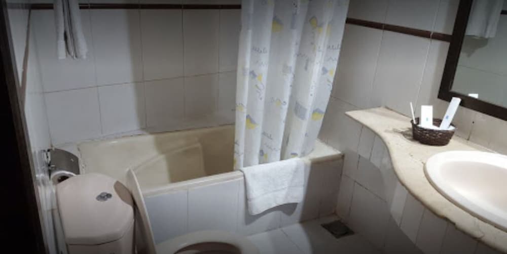 Фото Bravo Suites Hotel