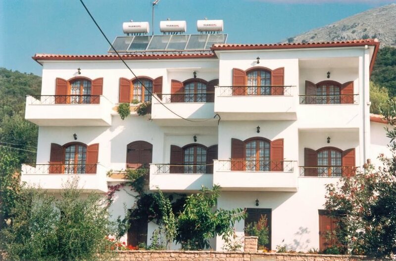 Гостиница Dora Studios