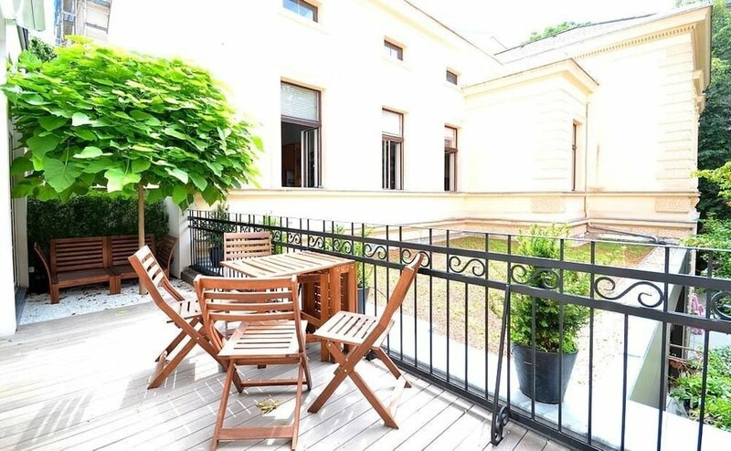 Гостиница Vienna Residence High-class Luxury Apartment for up to 6 Happy Guests в Вене