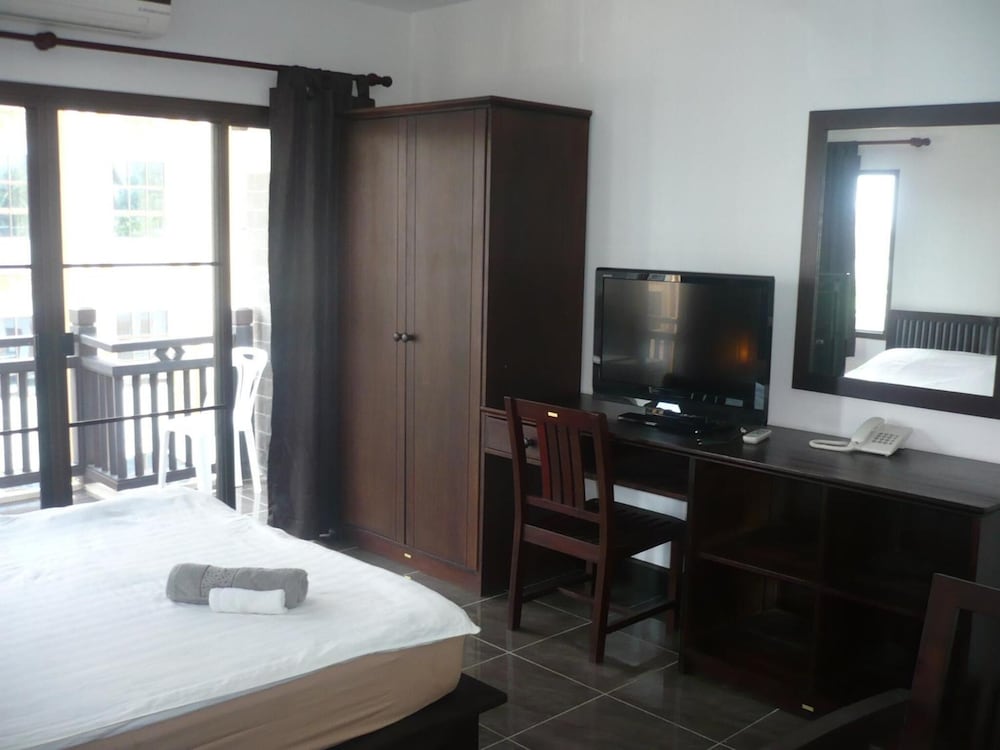 Фото Faa Apartment