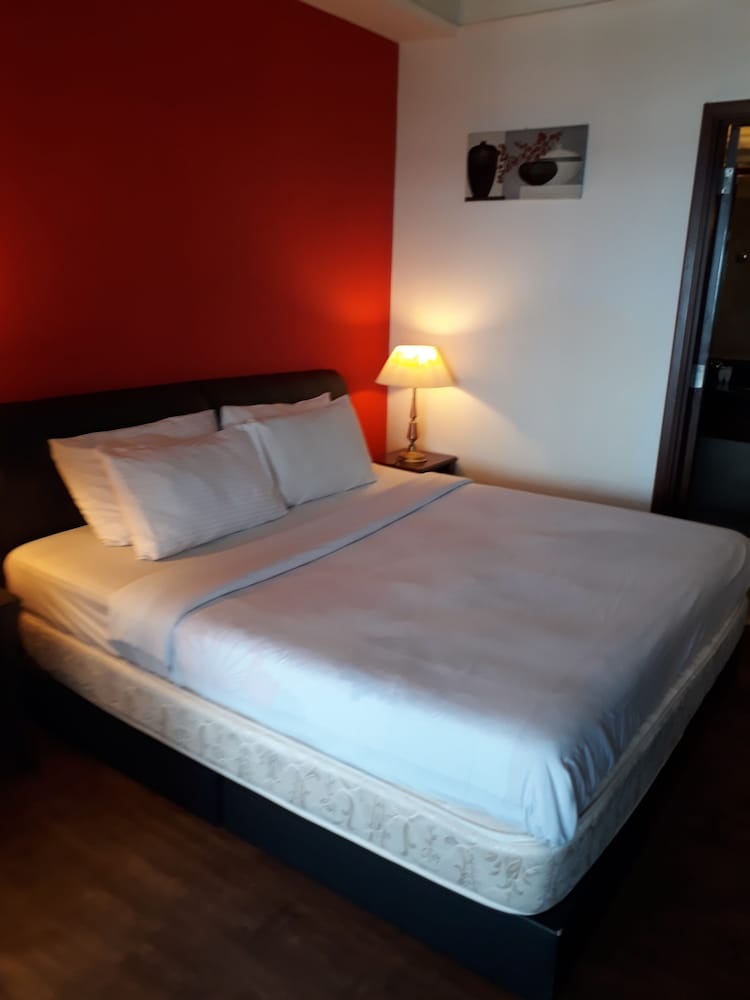 Фото Sweet Dream Suites at Times Square