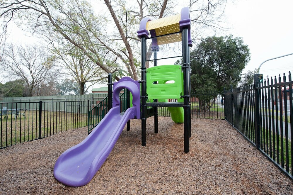 Фото Riverina Hotel