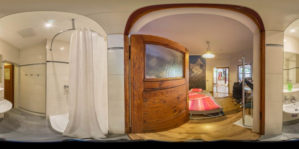 Фото Carli's Base Camp