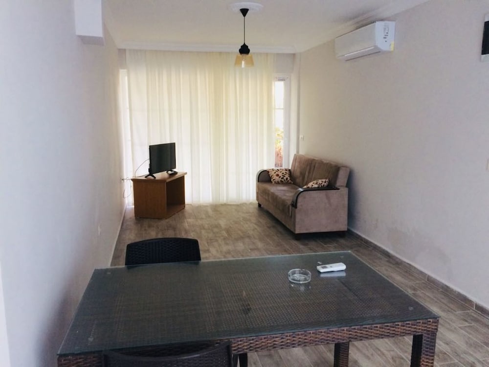 Фото Hotel De Huzur