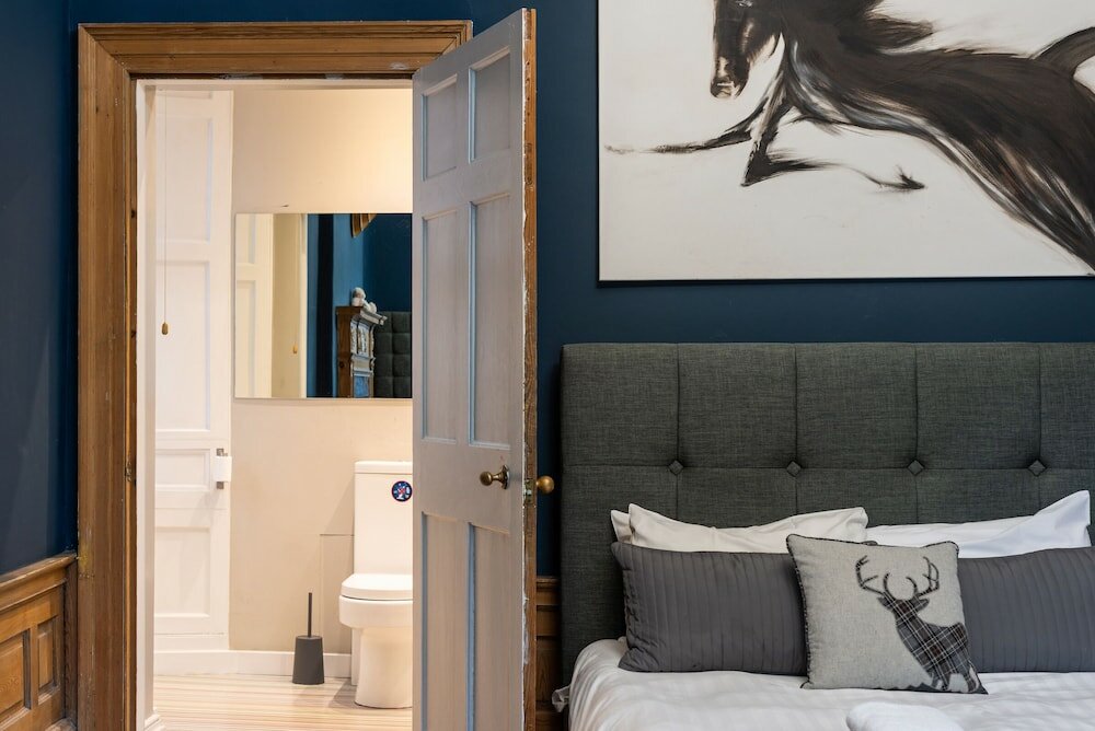 Фото No. 53 Frederick Street