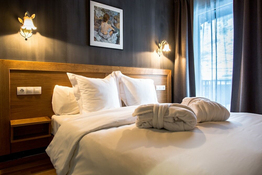 Фото Hotel Llop Gris