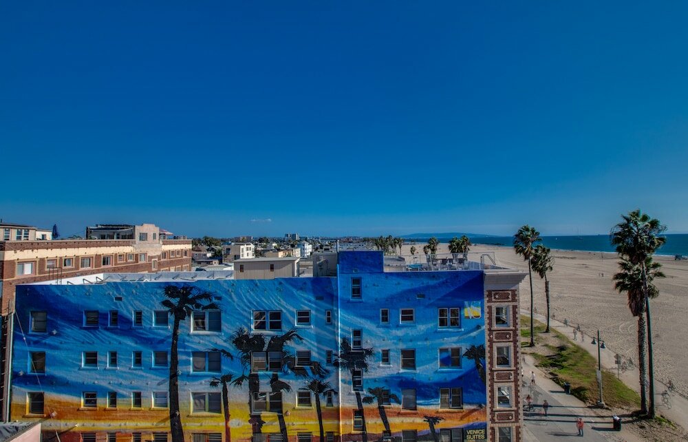 Фото Venice Suites