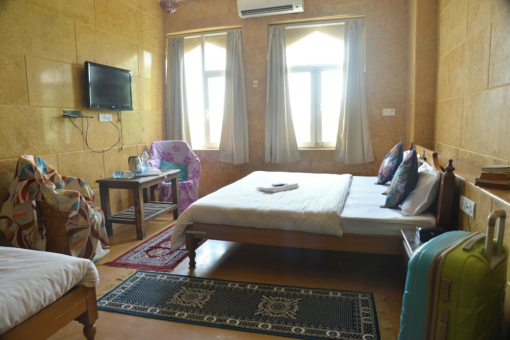 Фото Wonbin Safari Hotel