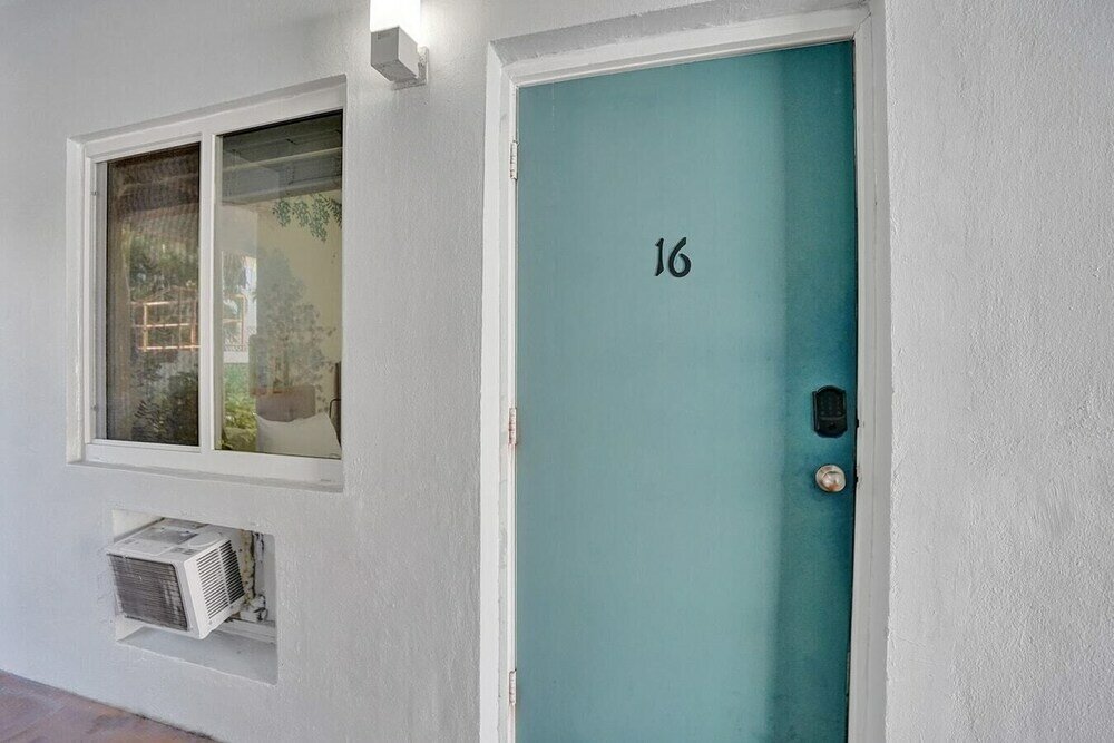 Фото Restaurants, Nightlife Dania Beach Holiday