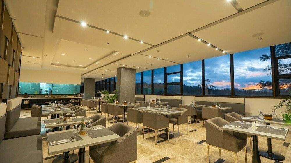 Hotel The Plaza Lodge Baguio, Baguio, photo