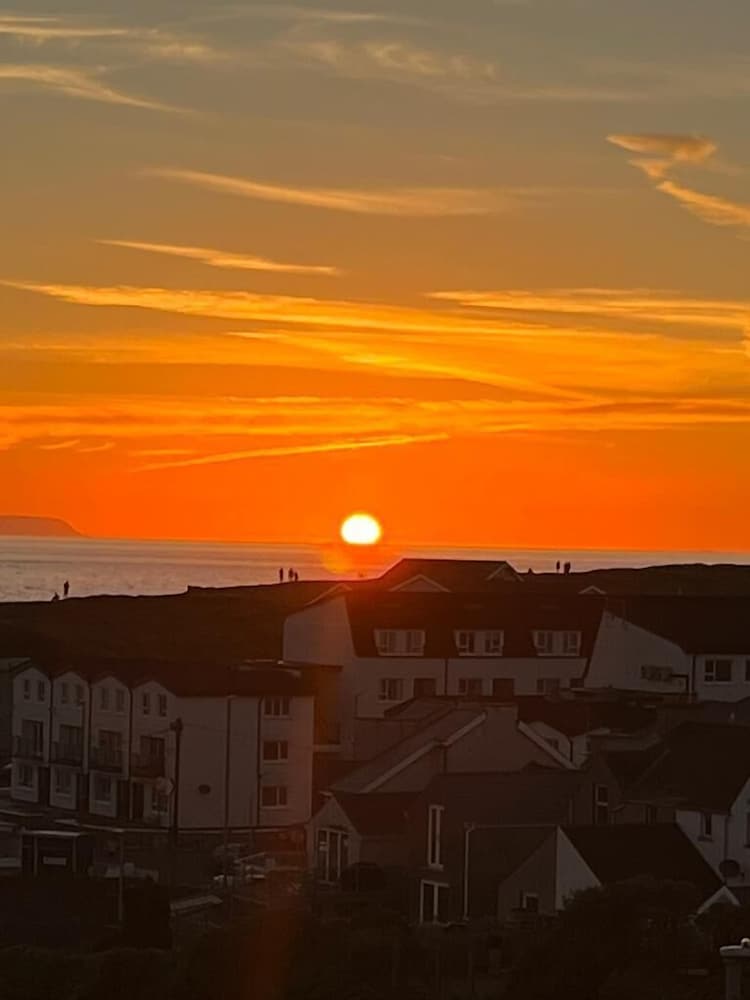 Фото Portrush Penthouse Stunning Harbour & Atlantic Views